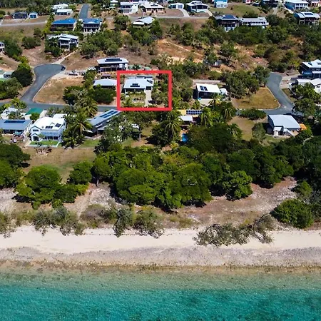 Tranquillity By The Sea Villa Hideaway Bay Exterior photo